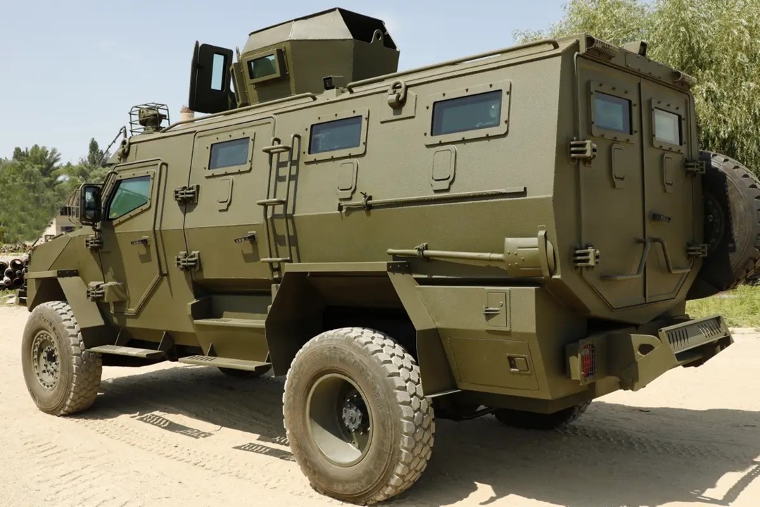 Gyurza 01 Ukrainian 4x4 (D)